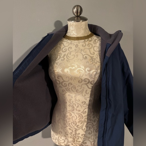 L.L.Bean Coat Size Petite Small      #7 - Picture 5 of 12